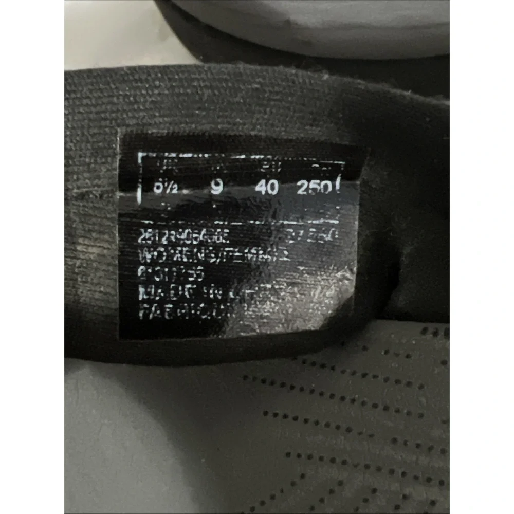 Cloudsteppers Clarks Arla Kaylie Black Fabric Thong Flip Flops Sz 9M Comfort